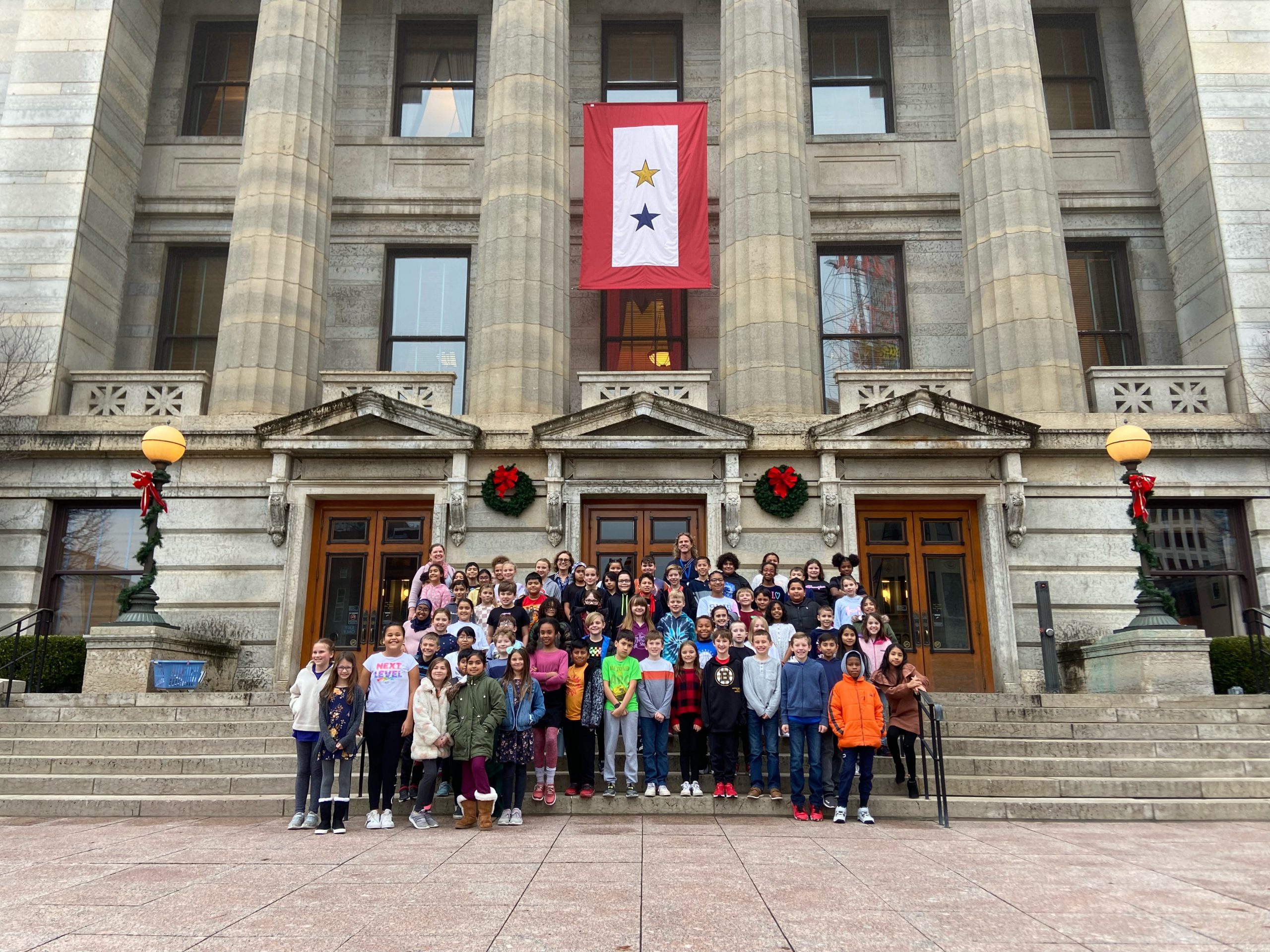 4th Graders Tour the State House