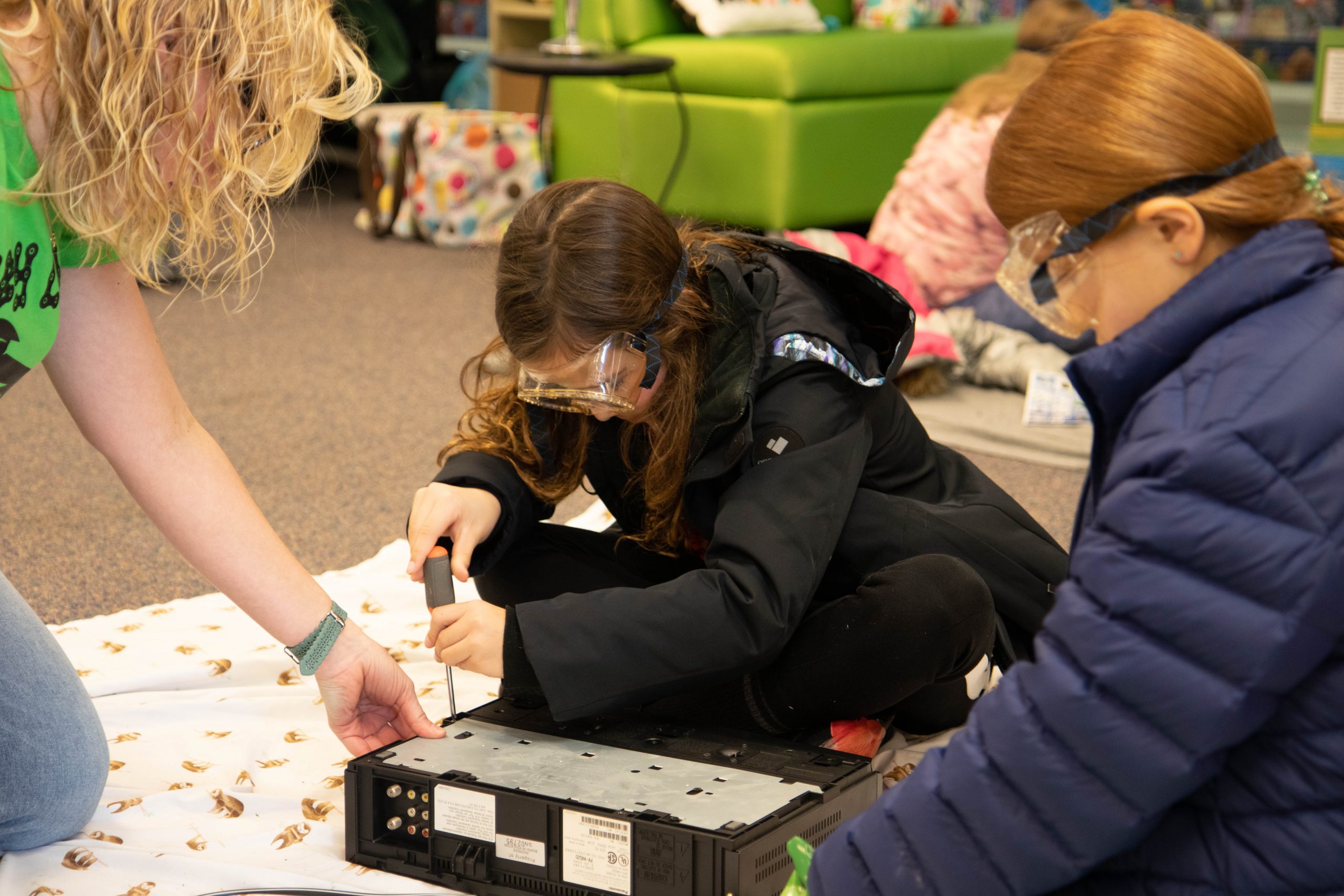 Students at Darby Creek Elementary Got A Visit From The OSU College of Engineering