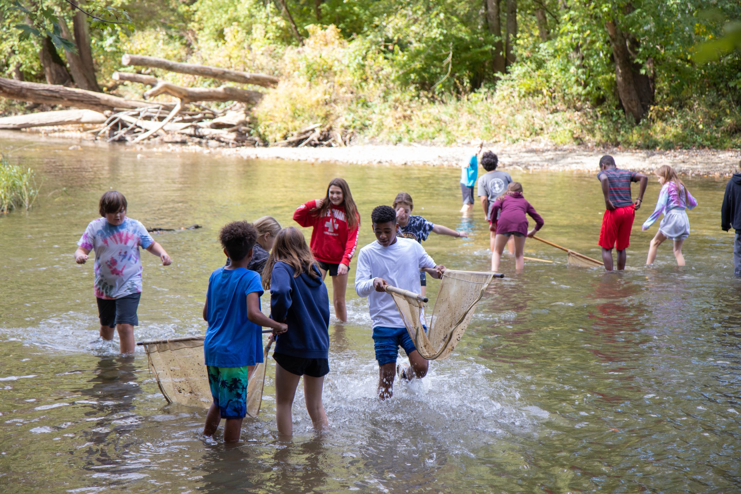 Tharp Students Test Water Quality at Darby Creek