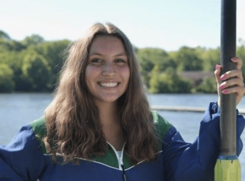 Bradley Senior Rowing in the World’s Largest Regatta